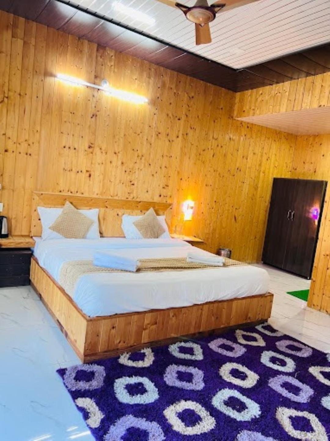 The Village Retreat Resort , Guptkashi Gupta Kashi Экстерьер фото